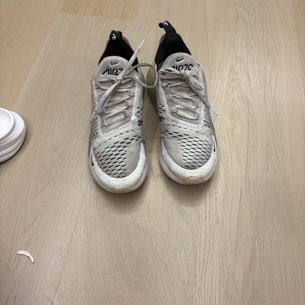 Nike Air Max 270 Gray and Black Sneakers